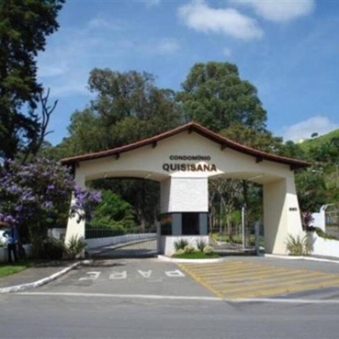 Apartamento Condominio Quisisana Centro Pocos De Caldas Lazer Completo, Uma Estrutura De Resort Exteriör bild