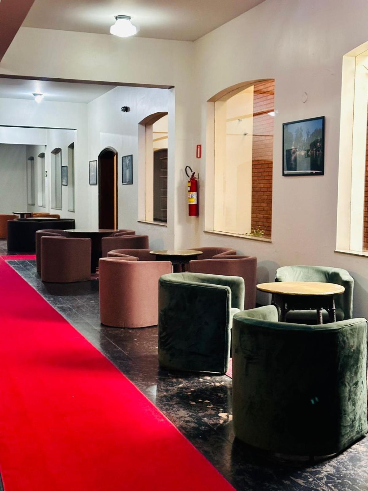 Apartamento Condominio Quisisana Centro Pocos De Caldas Lazer Completo, Uma Estrutura De Resort Exteriör bild
