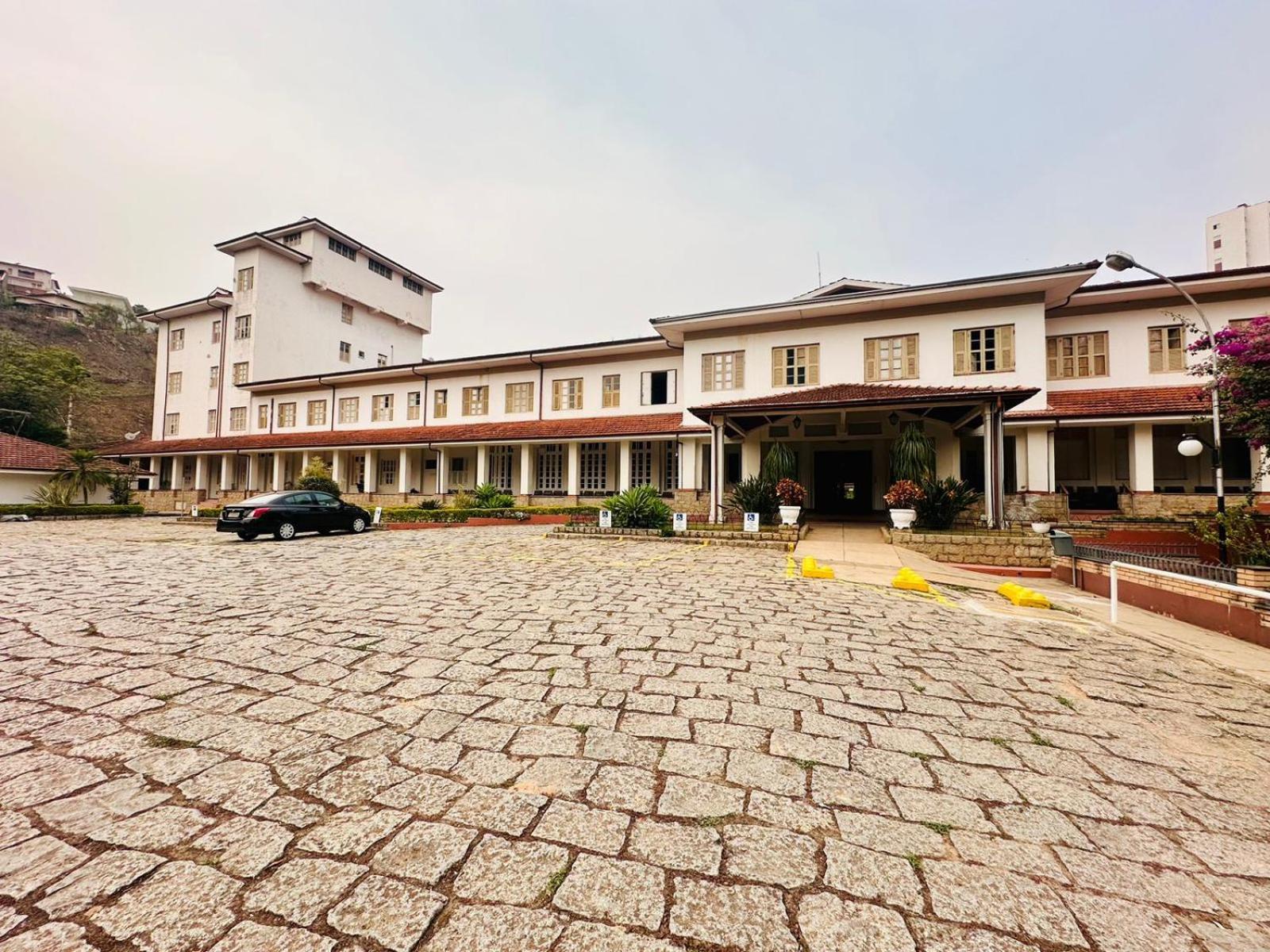 Apartamento Condominio Quisisana Centro Pocos De Caldas Lazer Completo, Uma Estrutura De Resort Exteriör bild